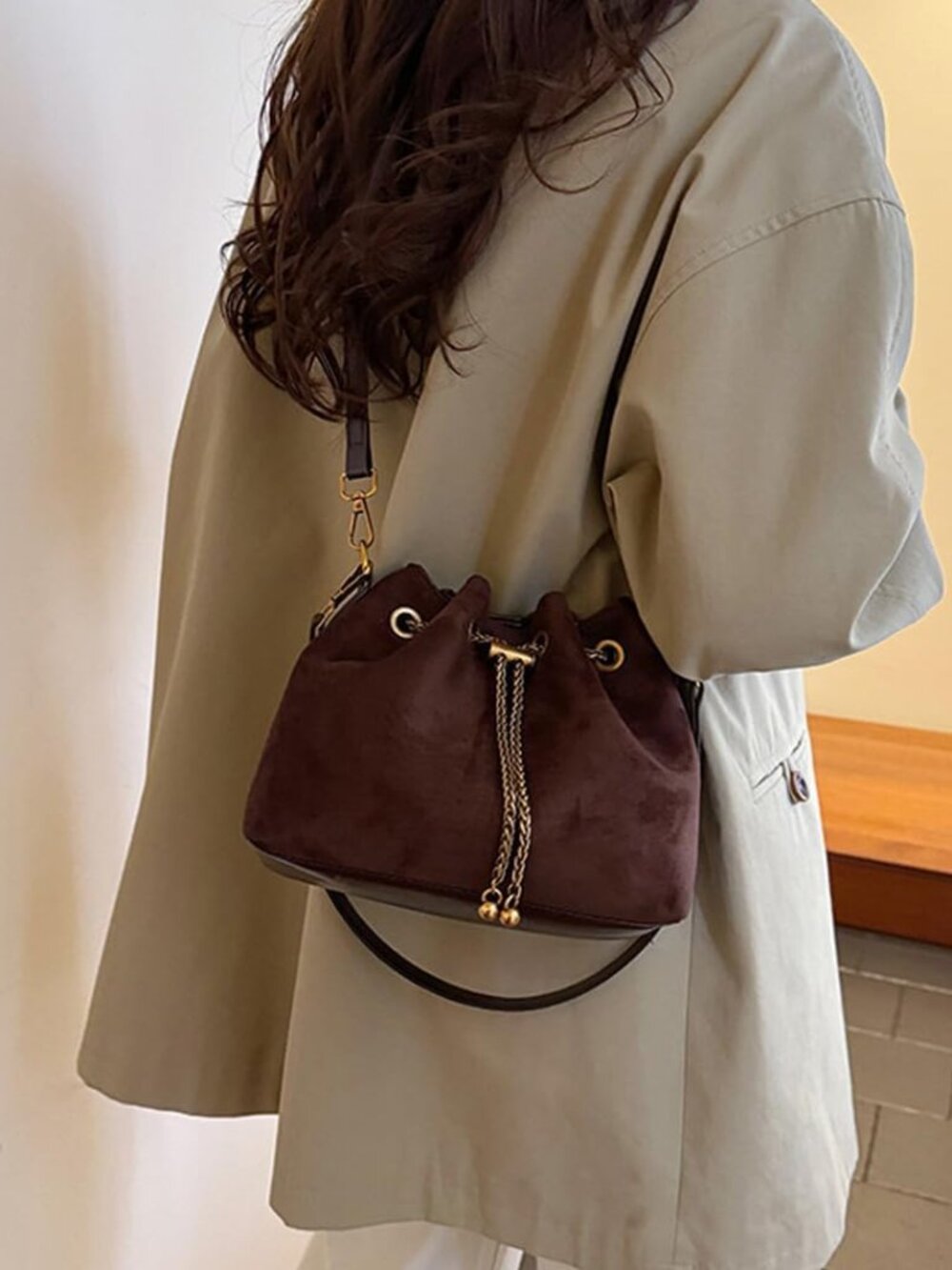 Mini Suede Bucket Bag for Women Drawstring Faux Brown Suede Purse Vintage Leathe - Picture 3 of 7